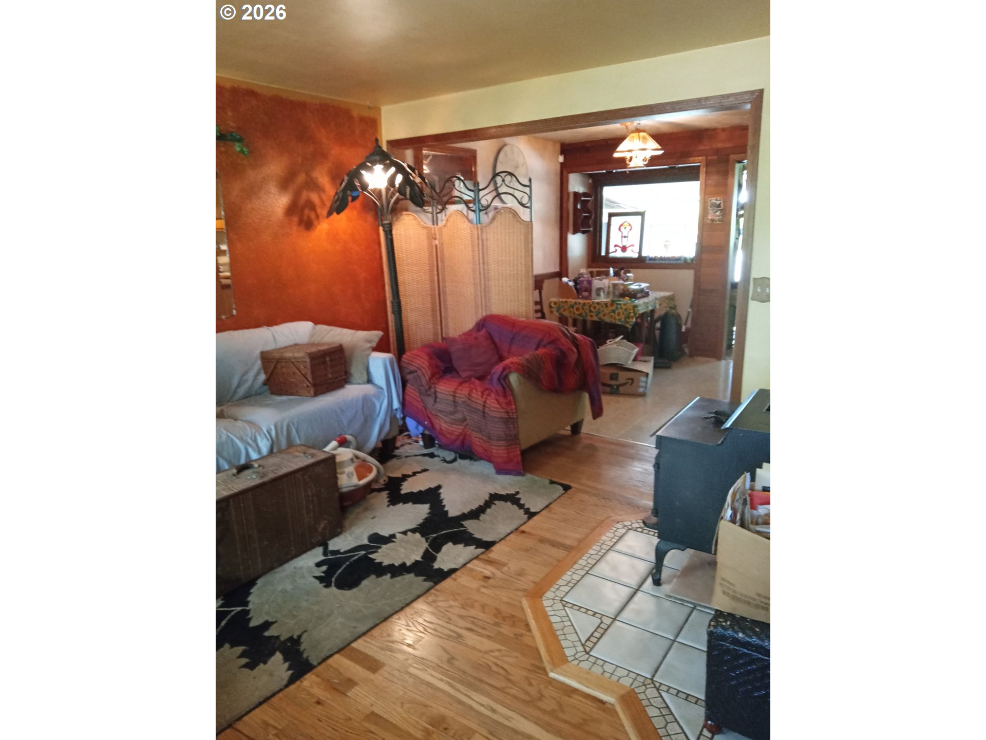 1905 Willamette Ave Ne Property Photo 5