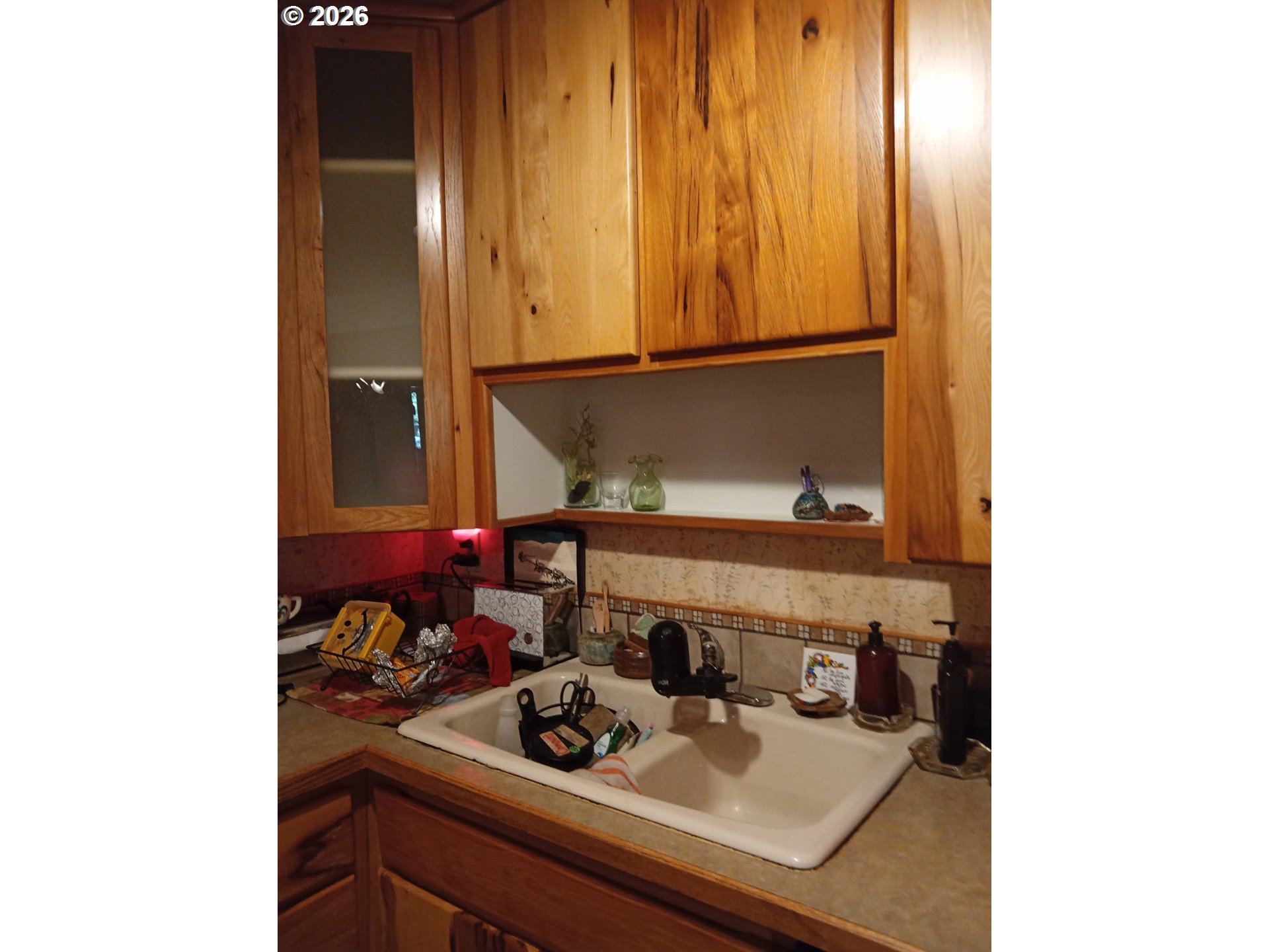 1905 Willamette Ave Ne Property Photo 9