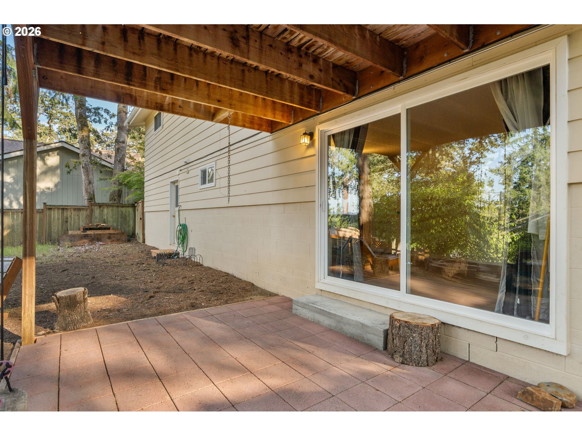 105 W 35th Pl Property Photo 34