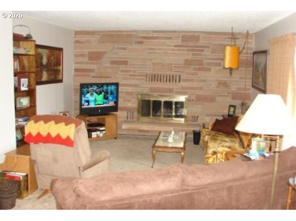 2303 Sw Ladow Ave Property Photo 9