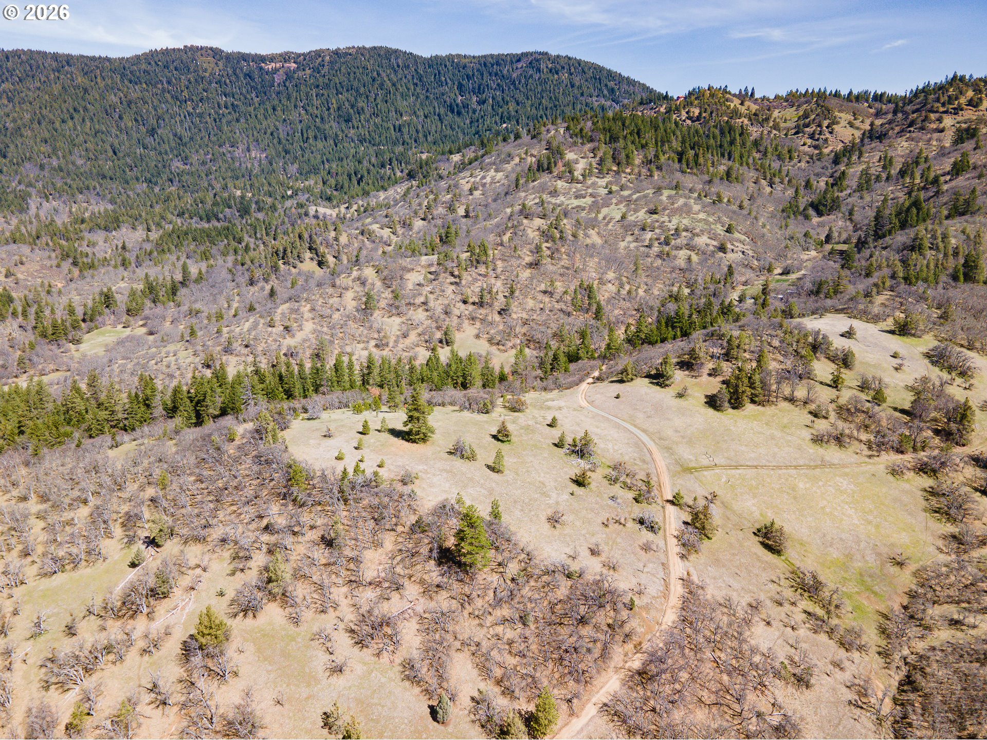 Colestin Rd Property Photo 4