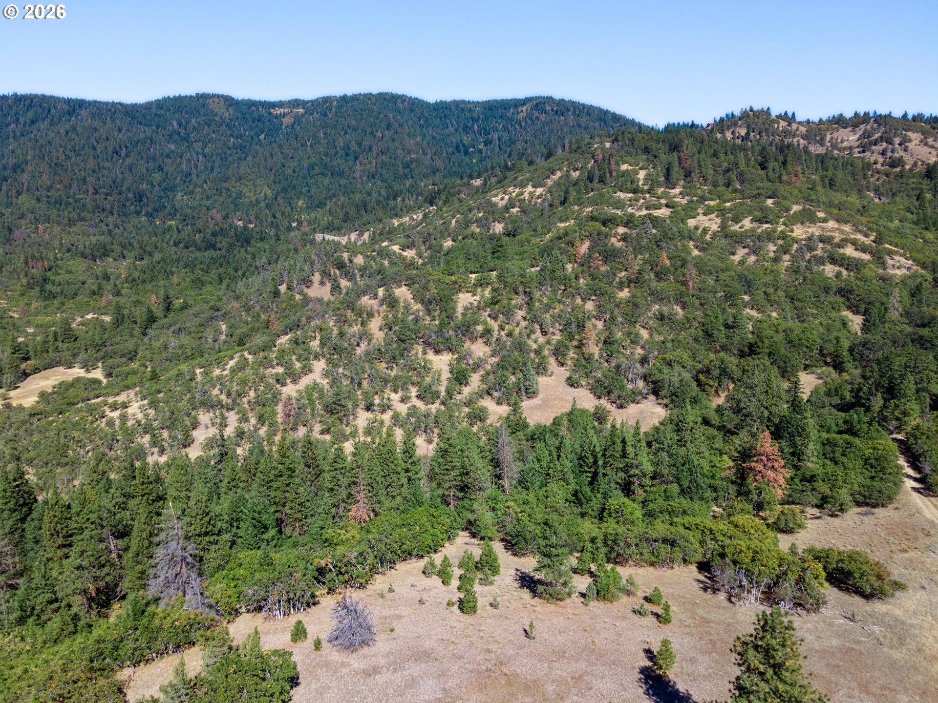 Colestin Rd Property Photo 6