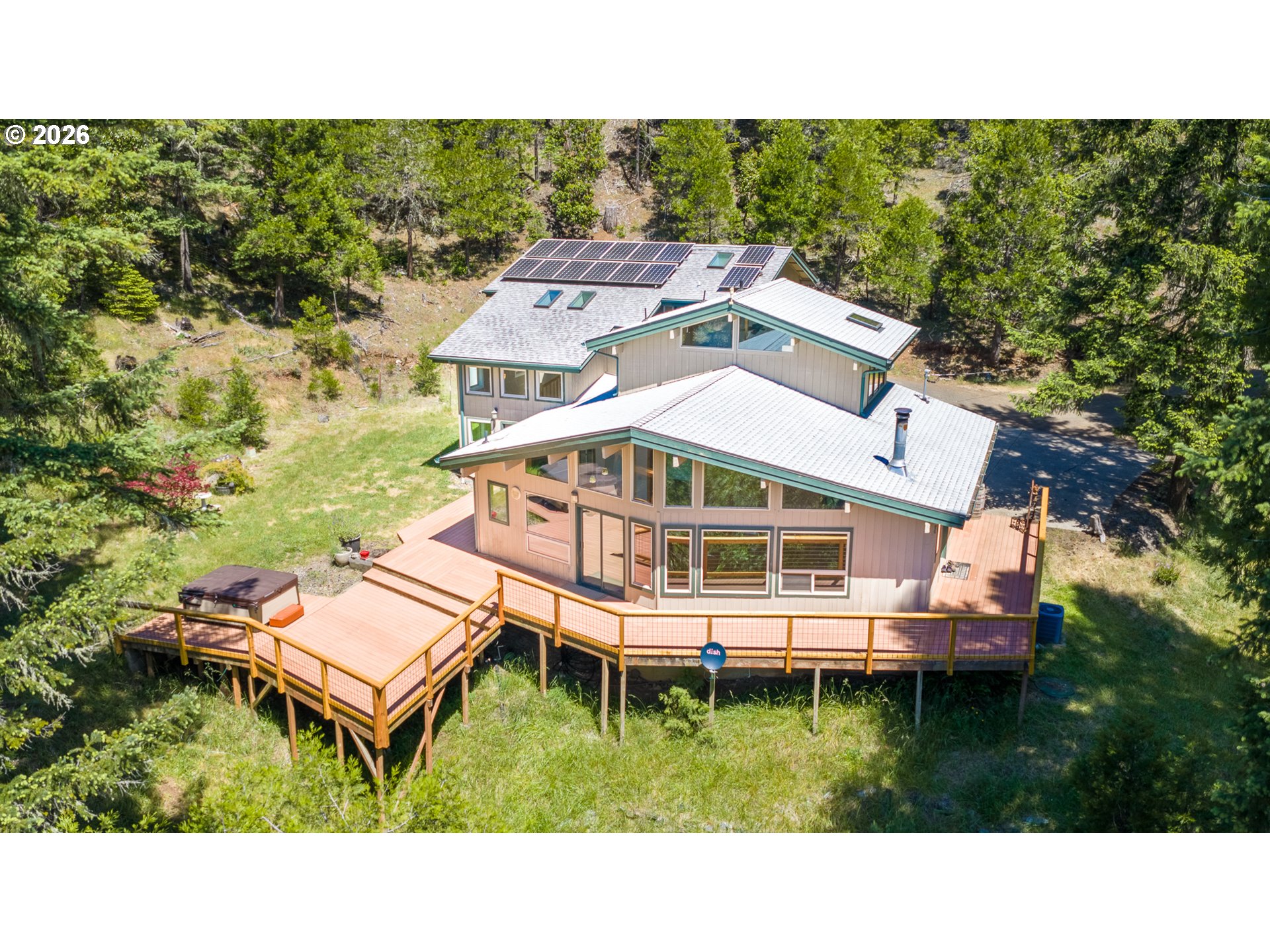 5424 Little River Rd Property Photo 1