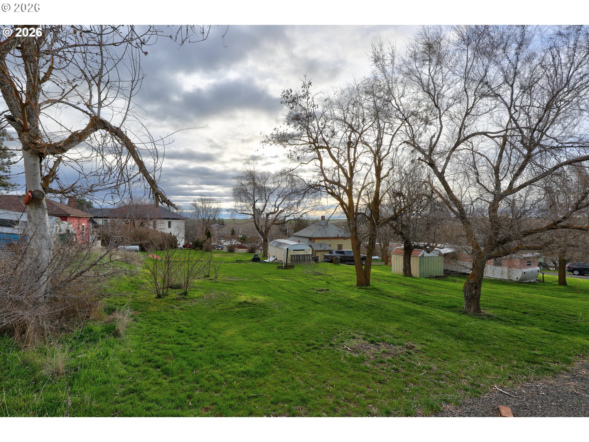 400 Lincoln St Property Photo 5