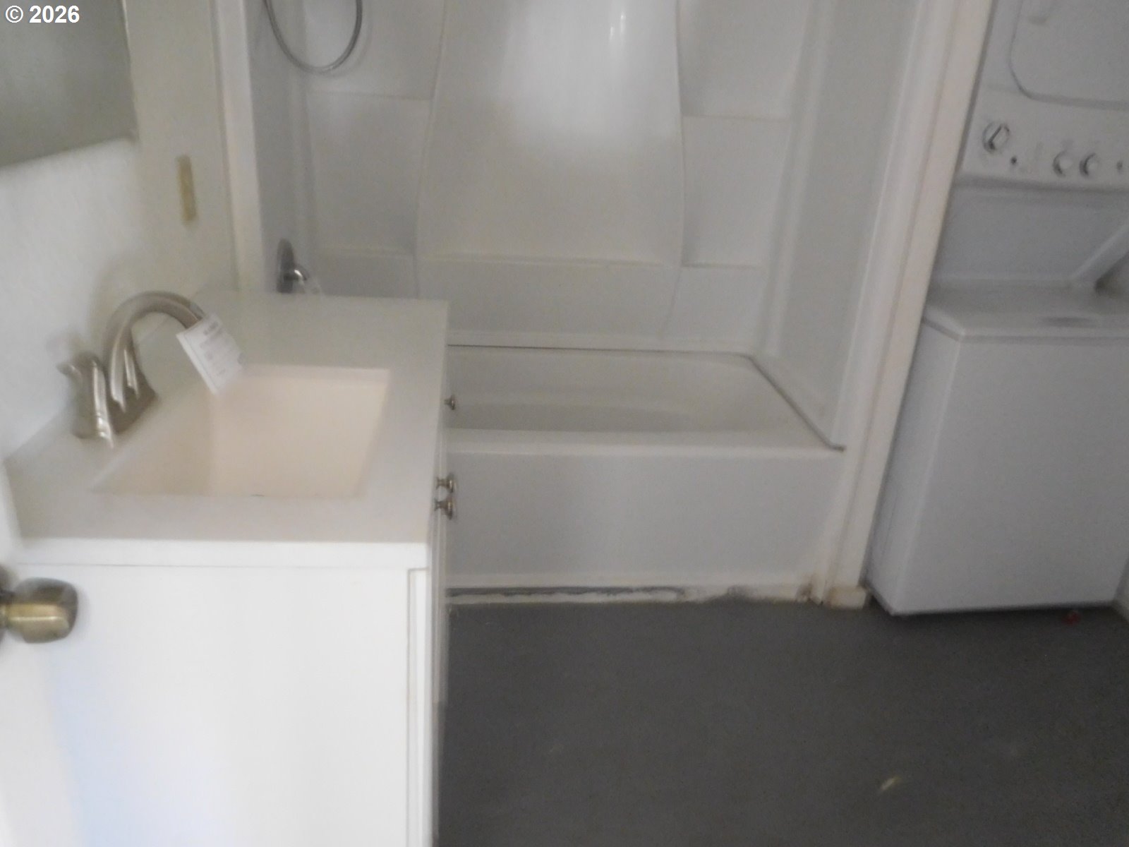 409 W Ridgeway Ave Property Photo 13