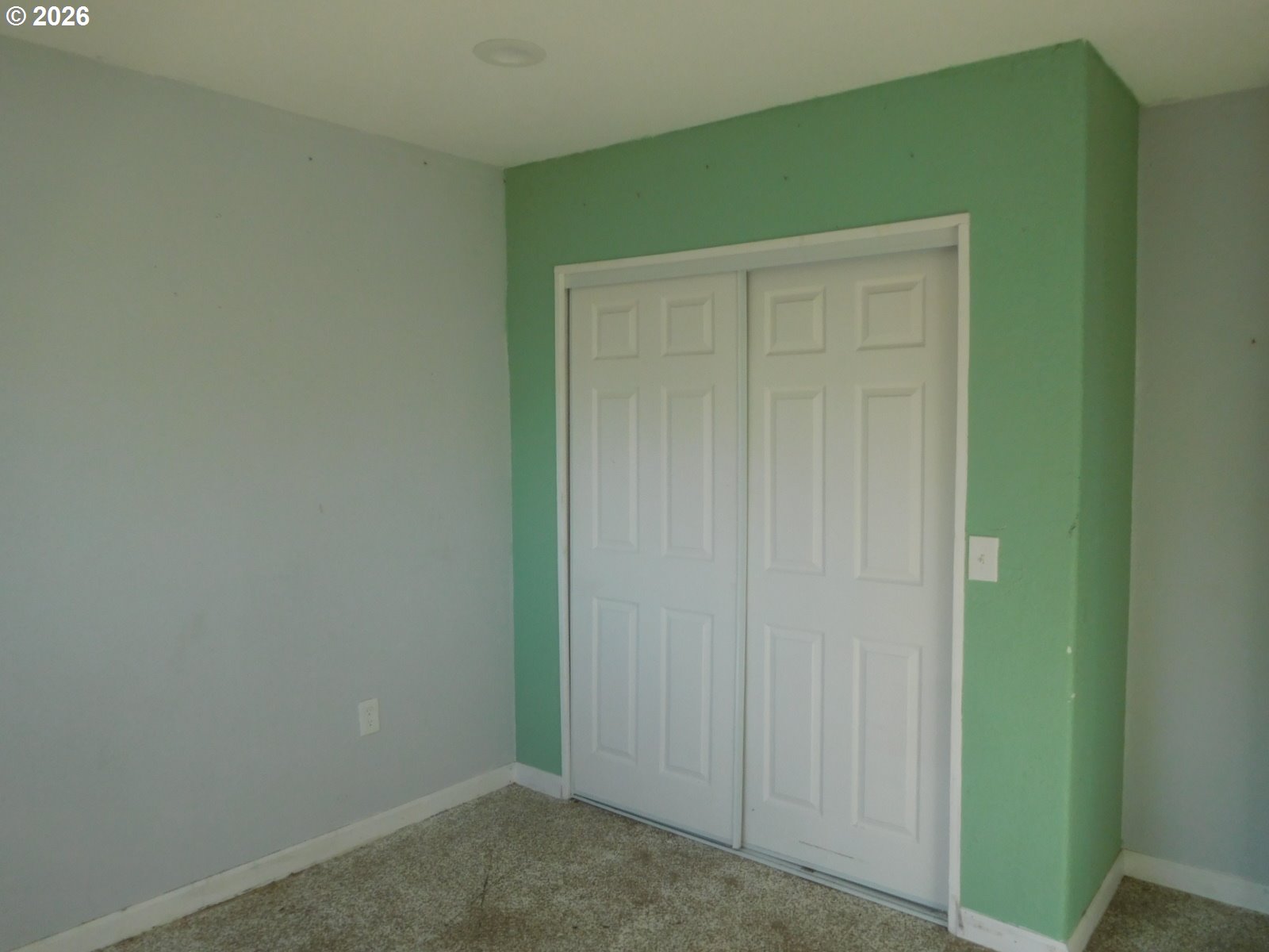 409 W Ridgeway Ave Property Photo 16
