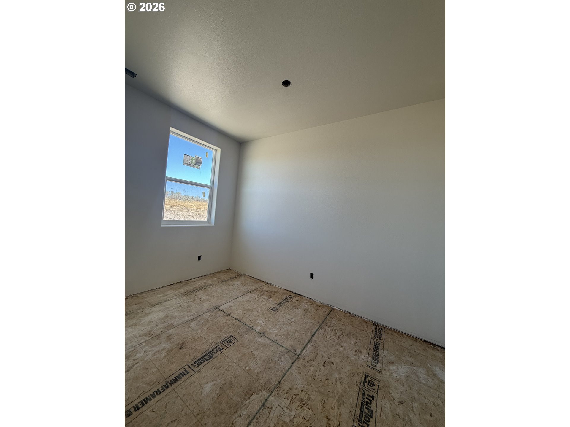 212 Valor Loop Property Photo 3