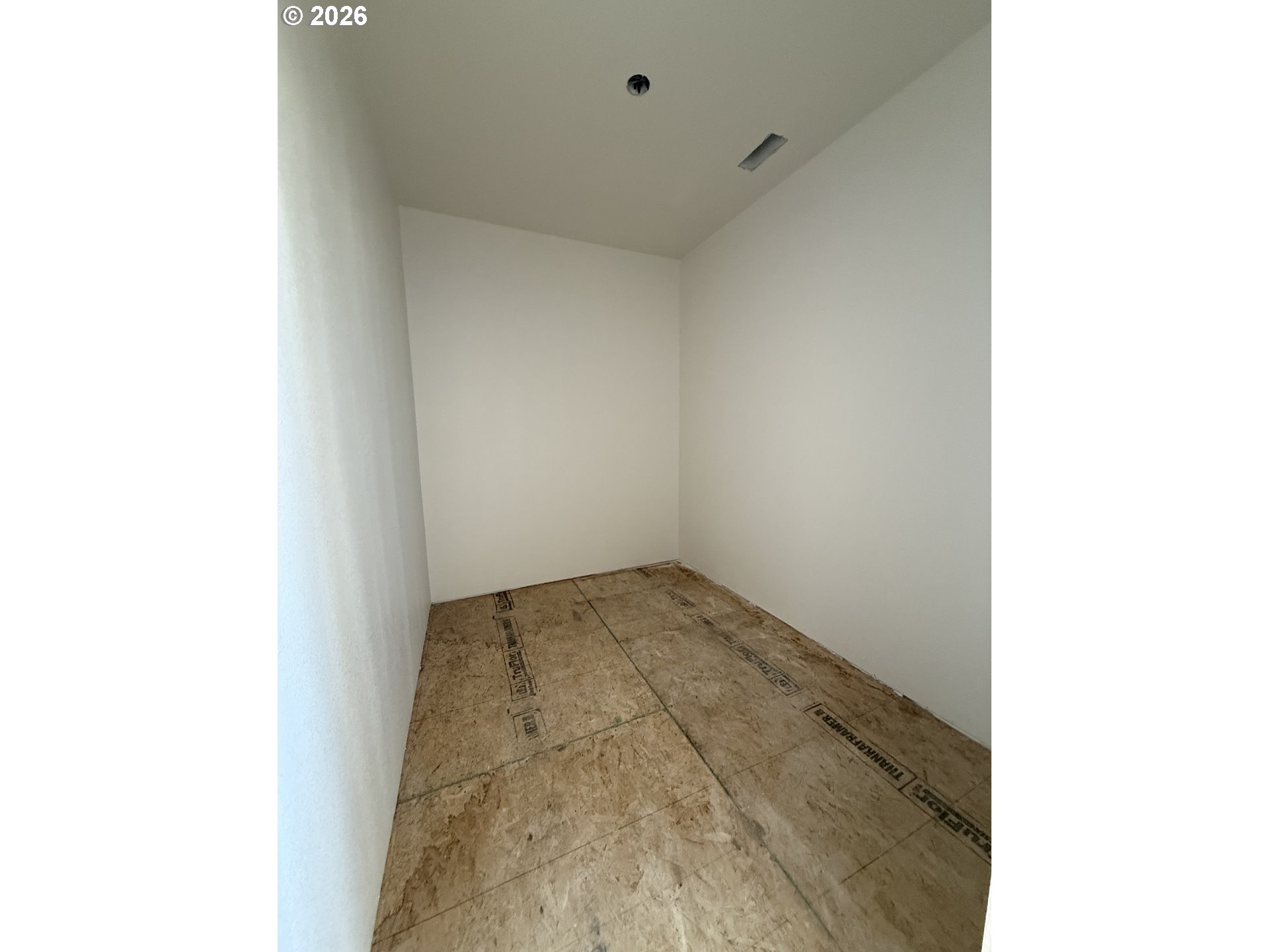 212 Valor Loop Property Photo 4