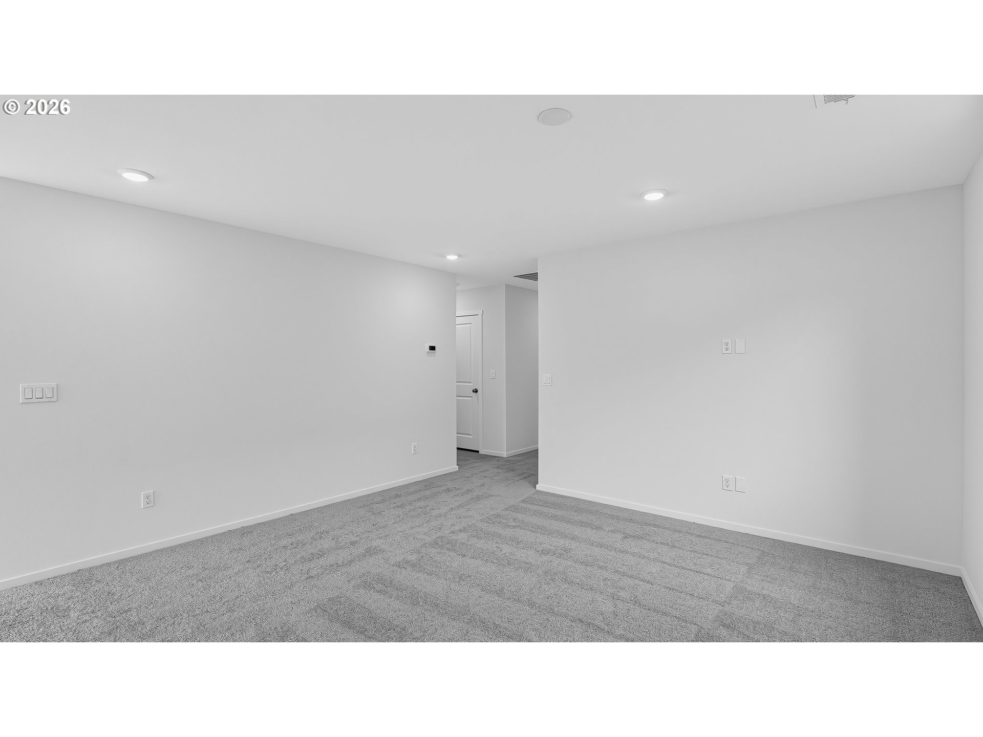 686 Minnesota Property Photo 10