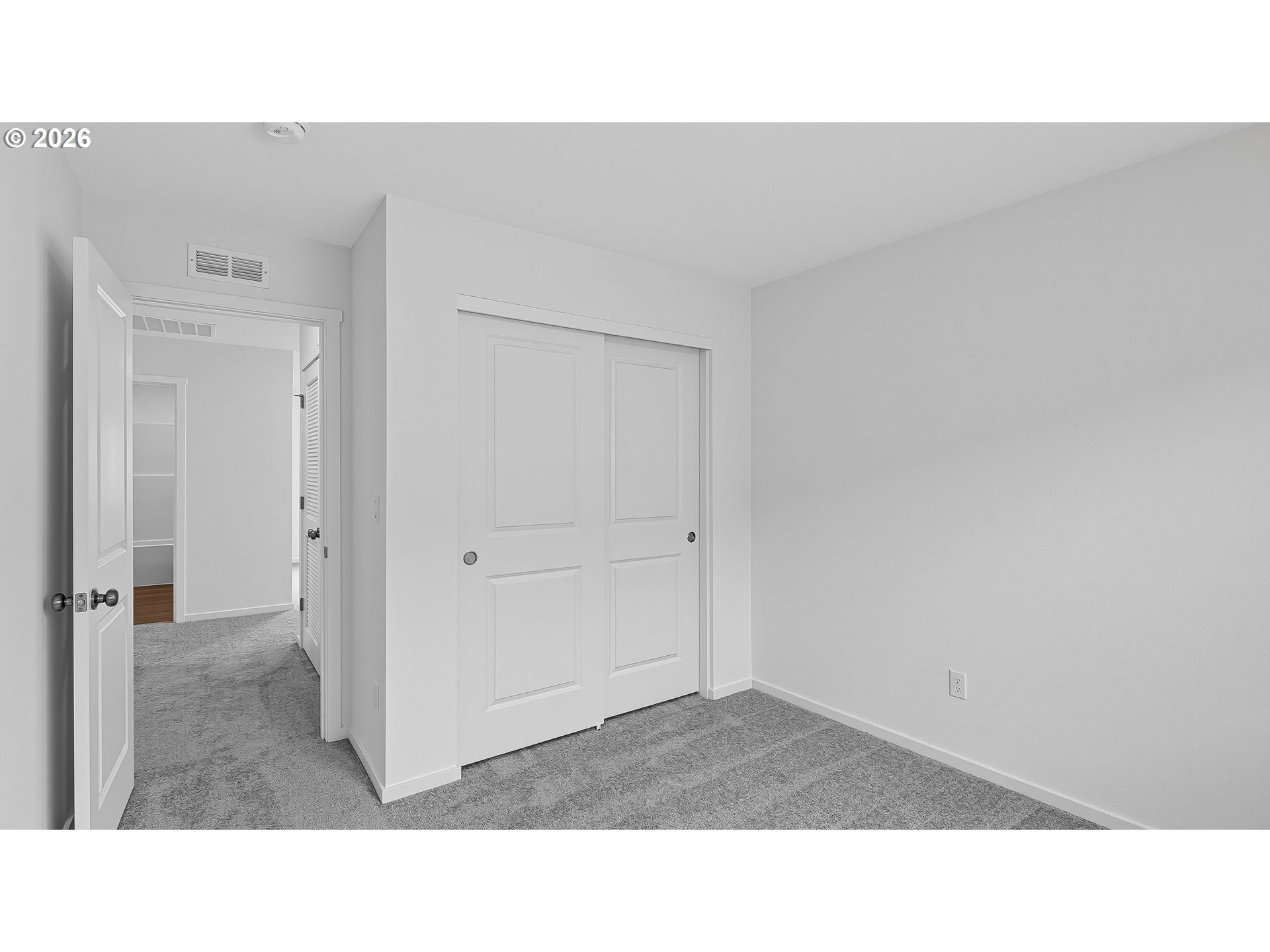 686 Minnesota Property Photo 19