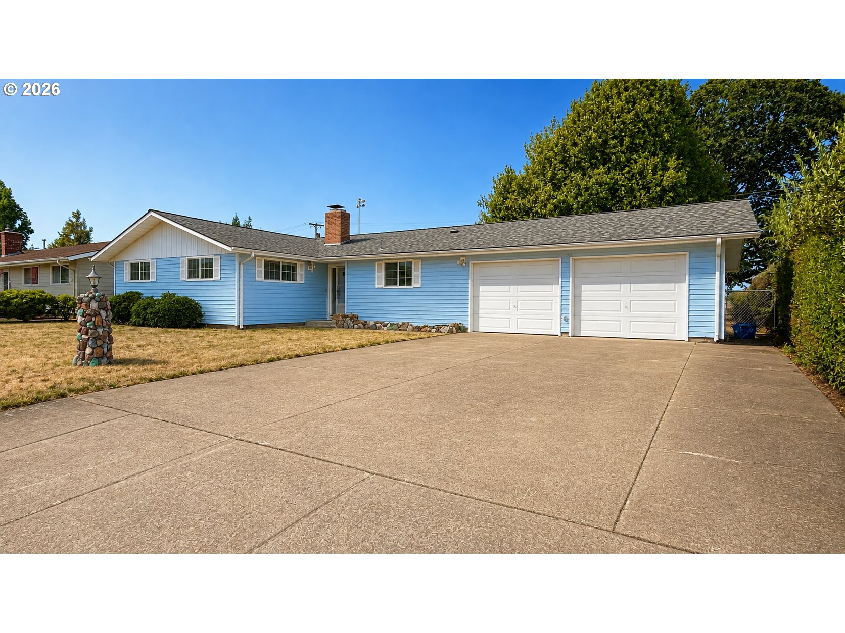 1815 N Danebo AVE Property Photo 1