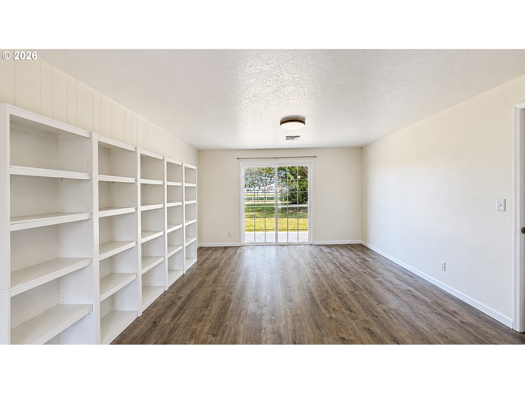 1815 N Danebo Ave Property Photo 14
