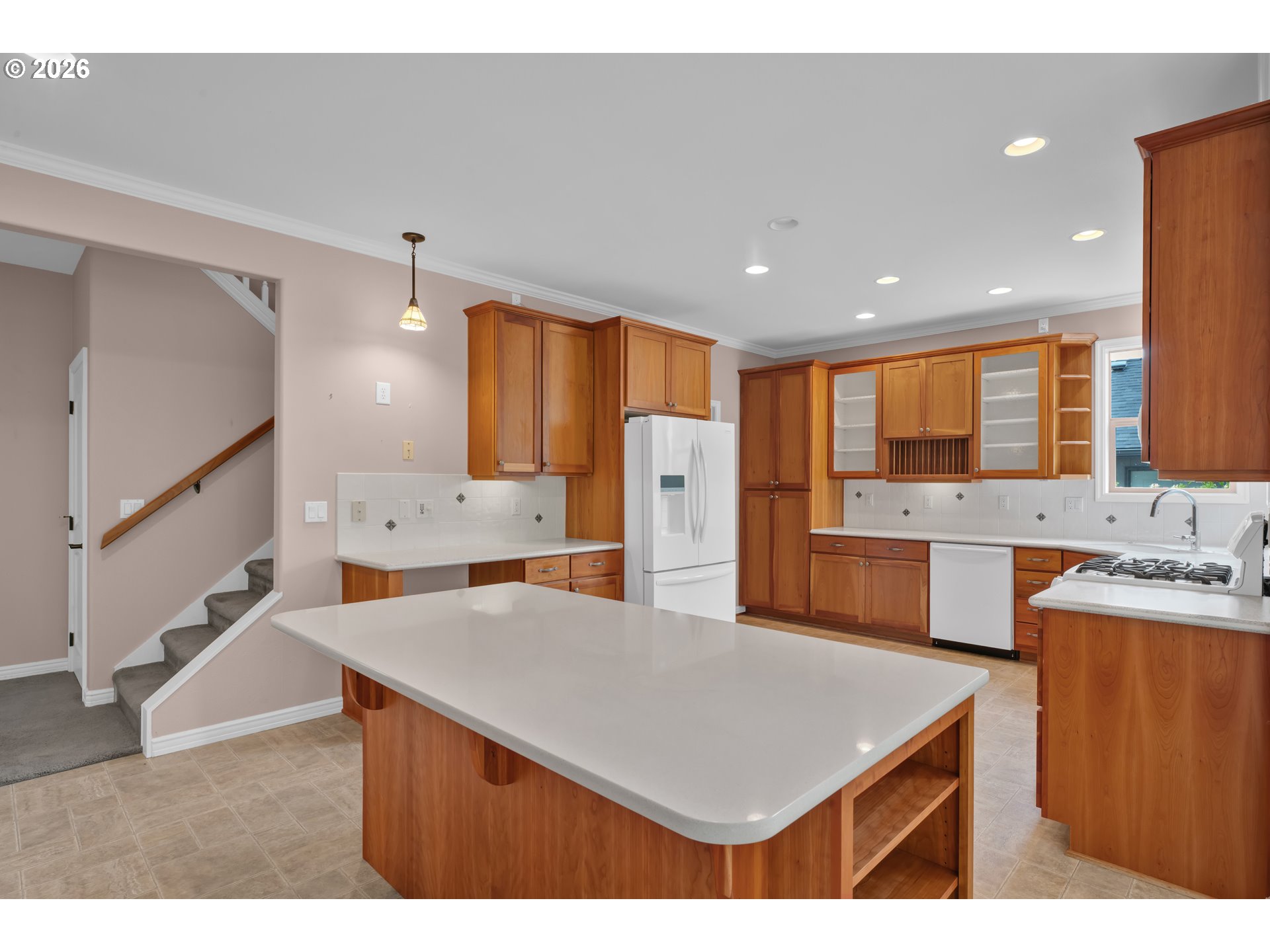 1619 Willow Loop Property Photo 13