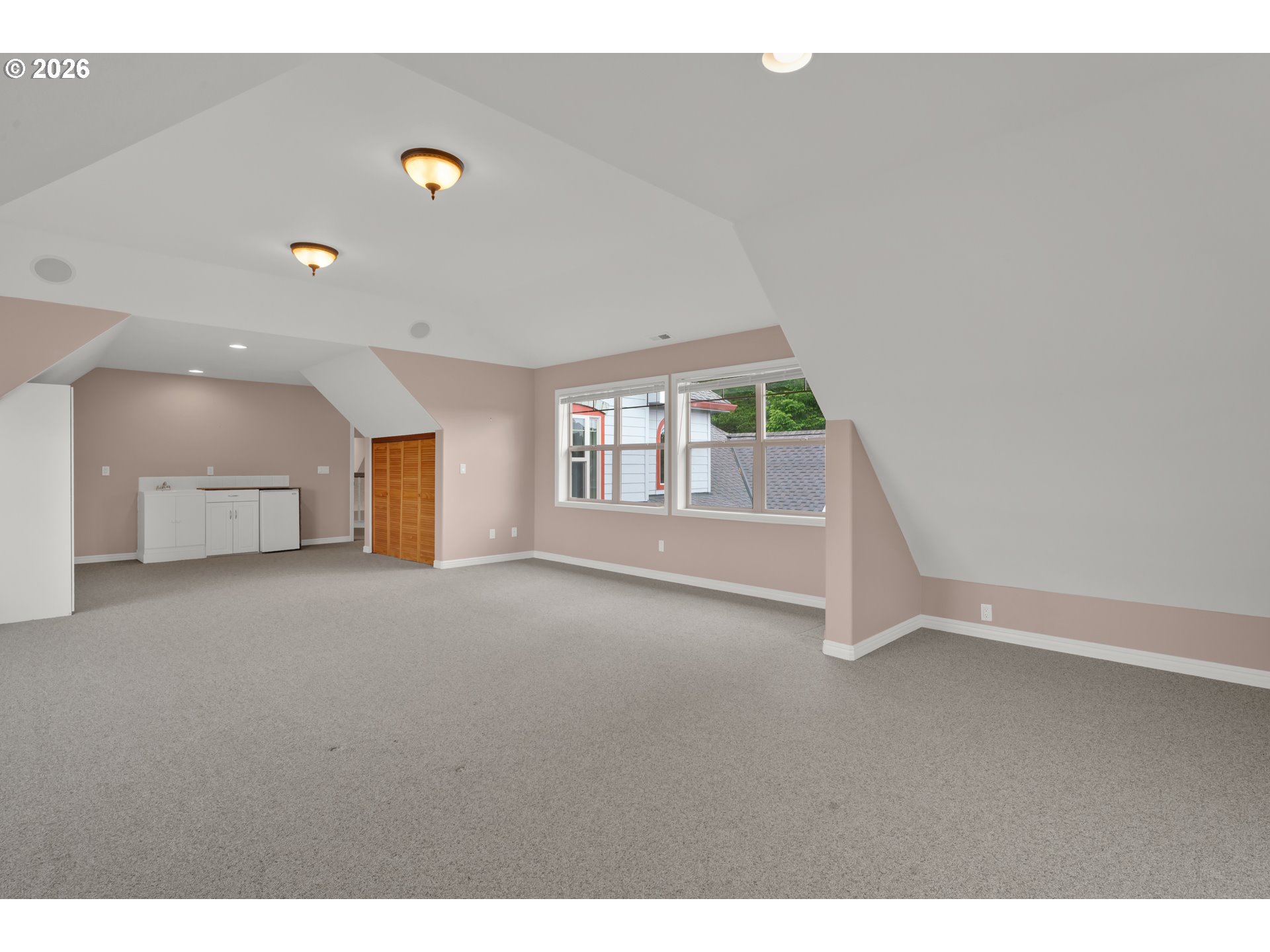 1619 Willow Loop Property Photo 29