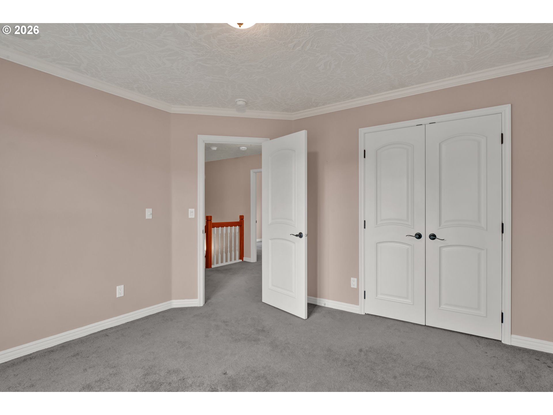 1619 Willow Loop Property Photo 36
