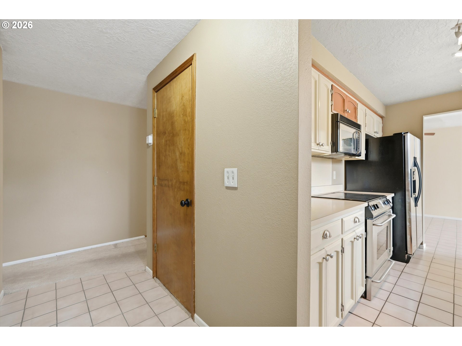 1019 Juniper St Property Photo 16
