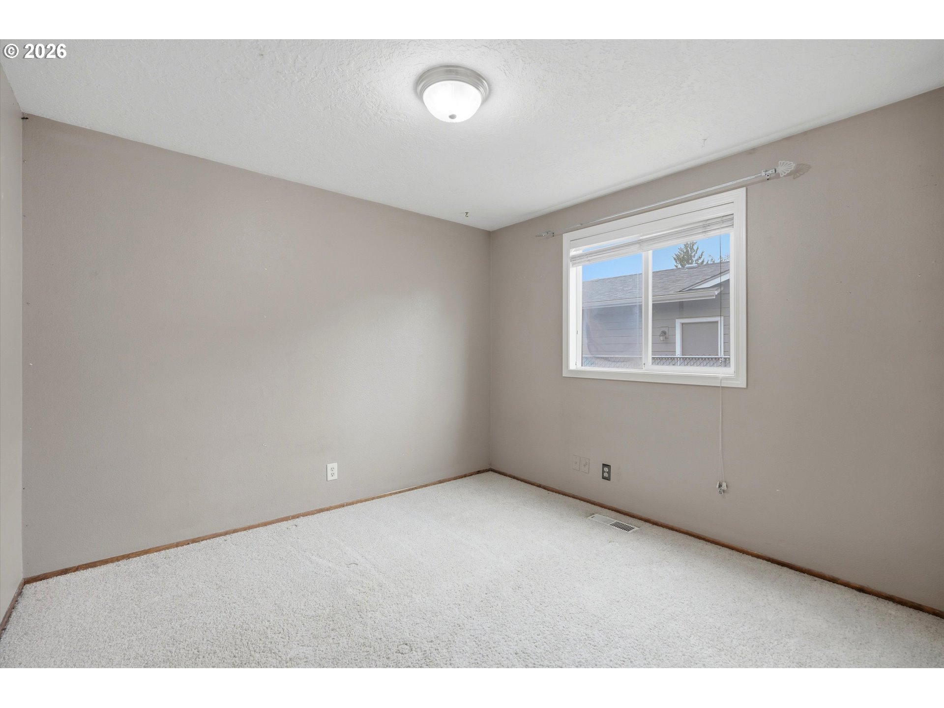1019 Juniper St Property Photo 24