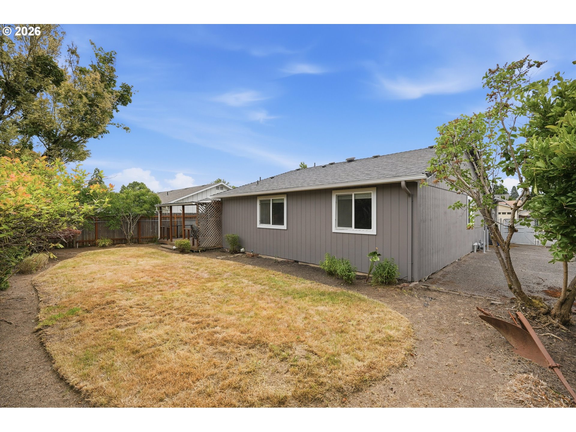 1019 Juniper St Property Photo 33