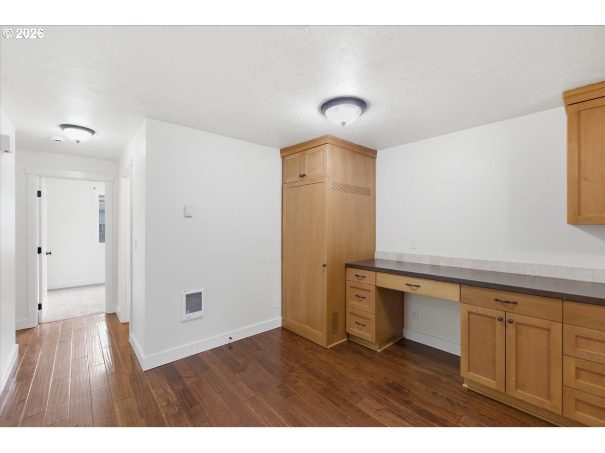 2864 Newton Pl Property Photo 13