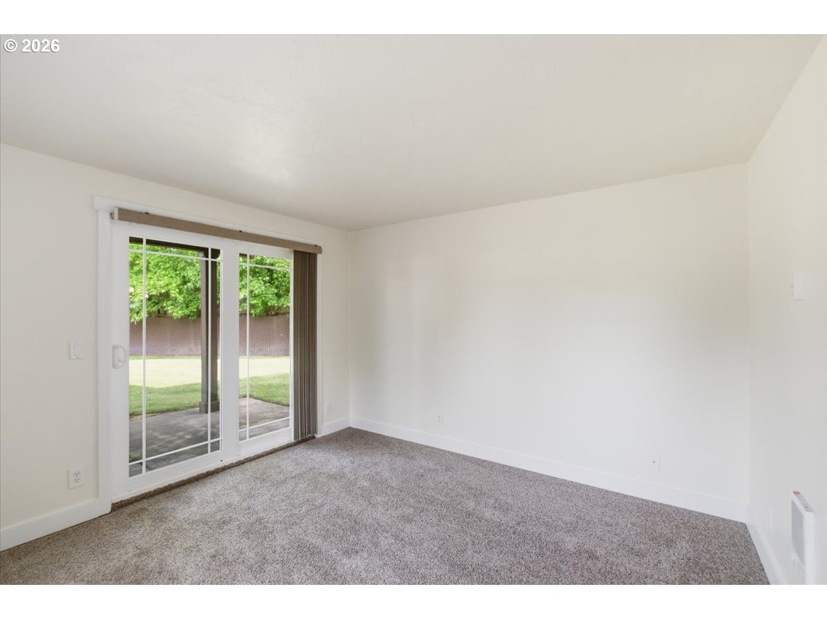 2864 Newton Pl Property Photo 18