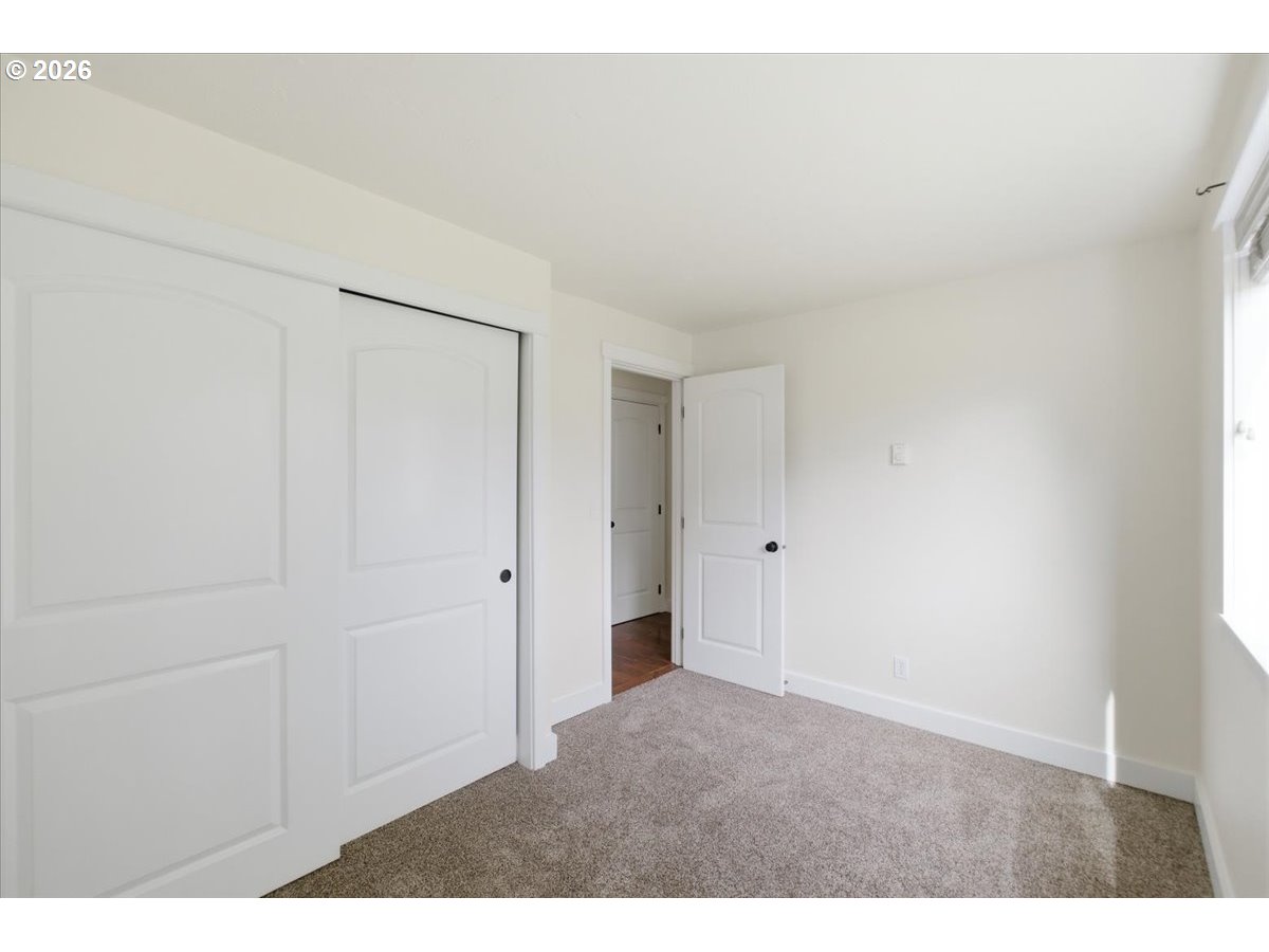 2864 Newton Pl Property Photo 26