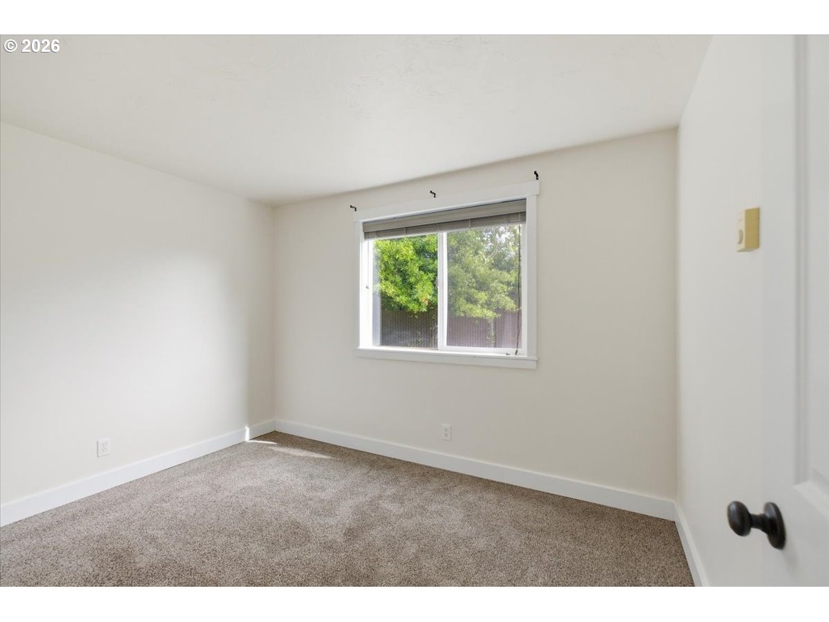 2864 Newton Pl Property Photo 28