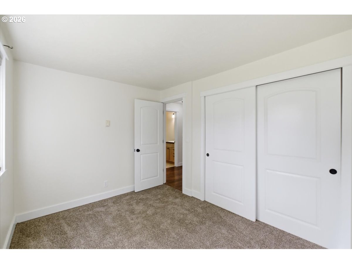2864 Newton Pl Property Photo 30