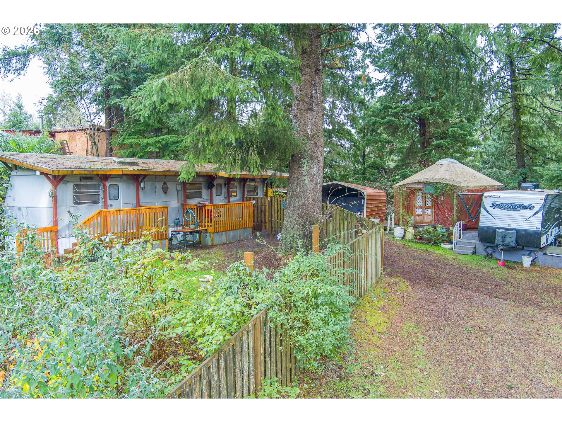 1845 Deer Ridge Rd Property Photo 1