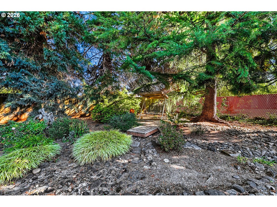 890 Ne 6th Dr Property Photo 28