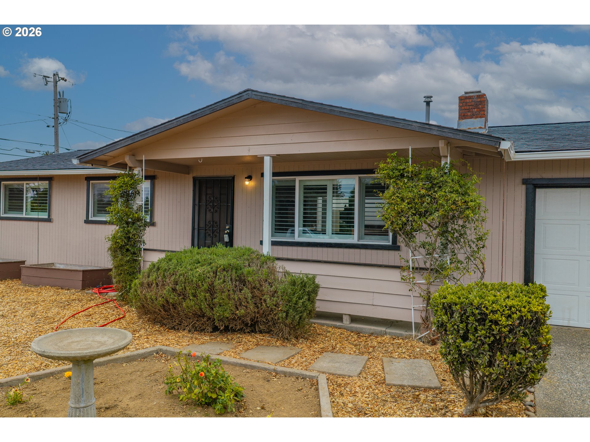 530 Montgomery Ave Property Photo 3