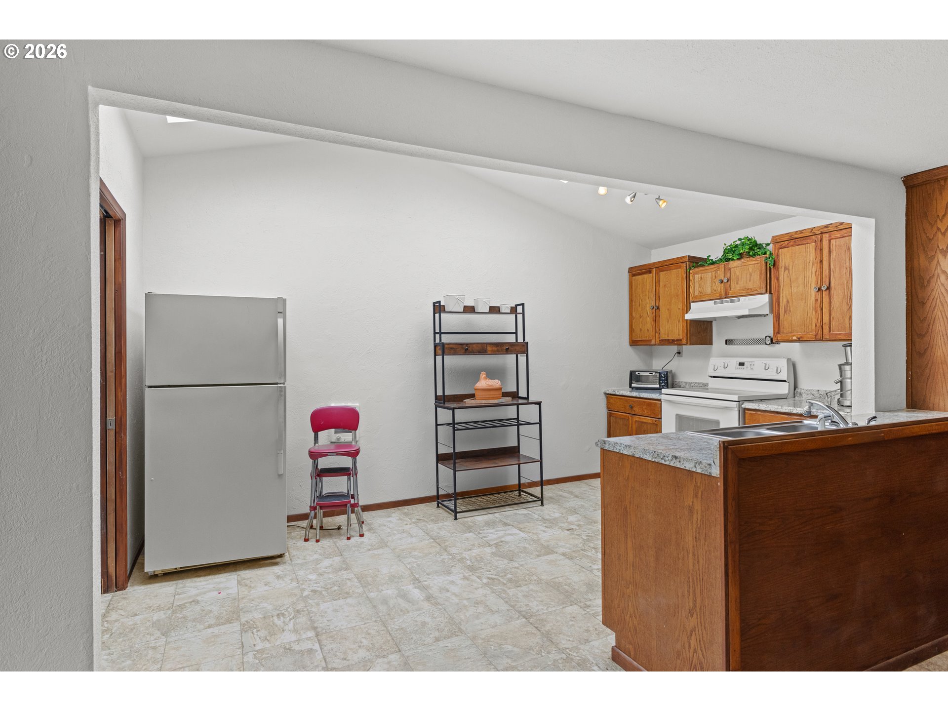 530 Montgomery Ave Property Photo 11