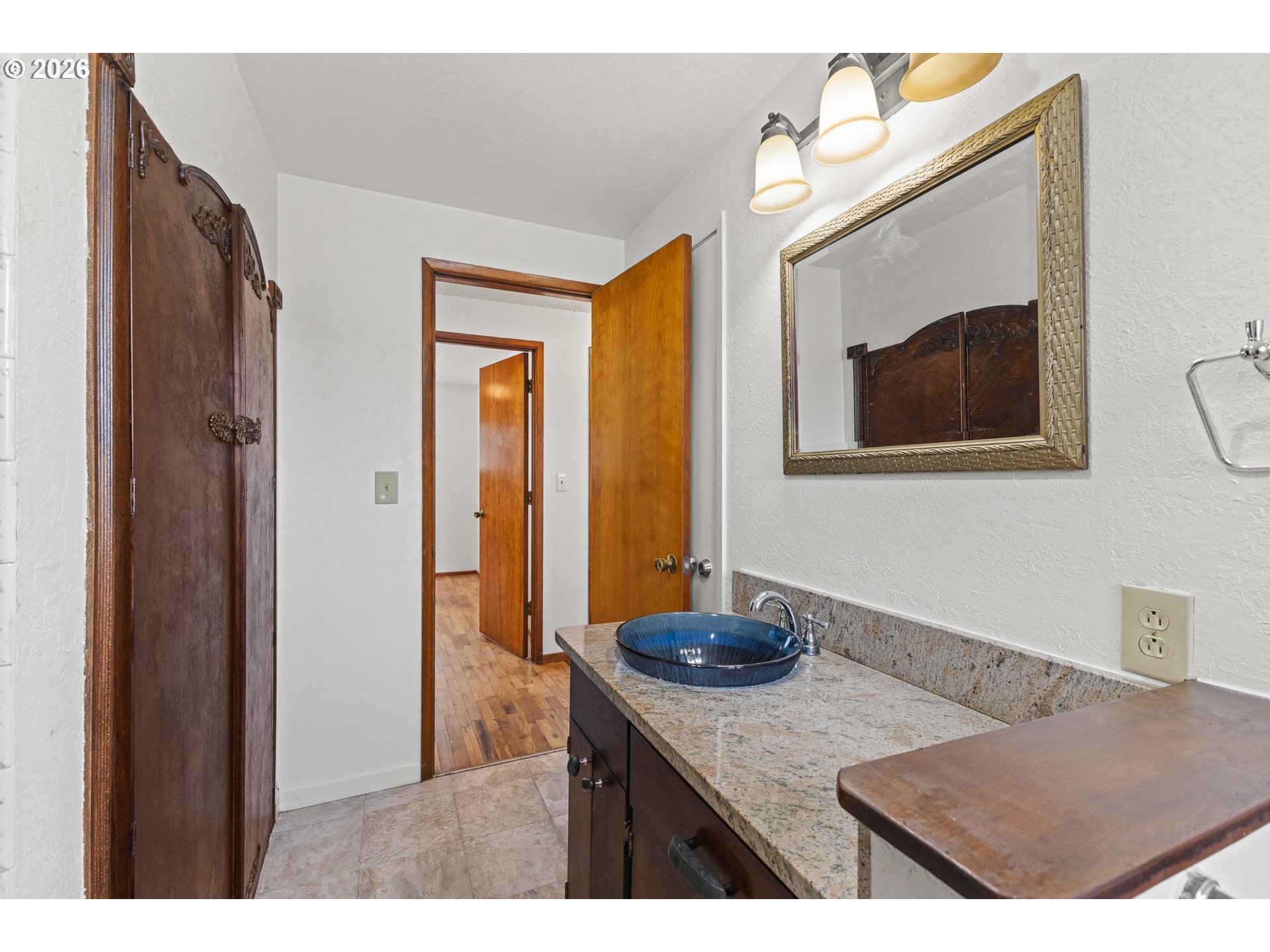 530 Montgomery Ave Property Photo 18