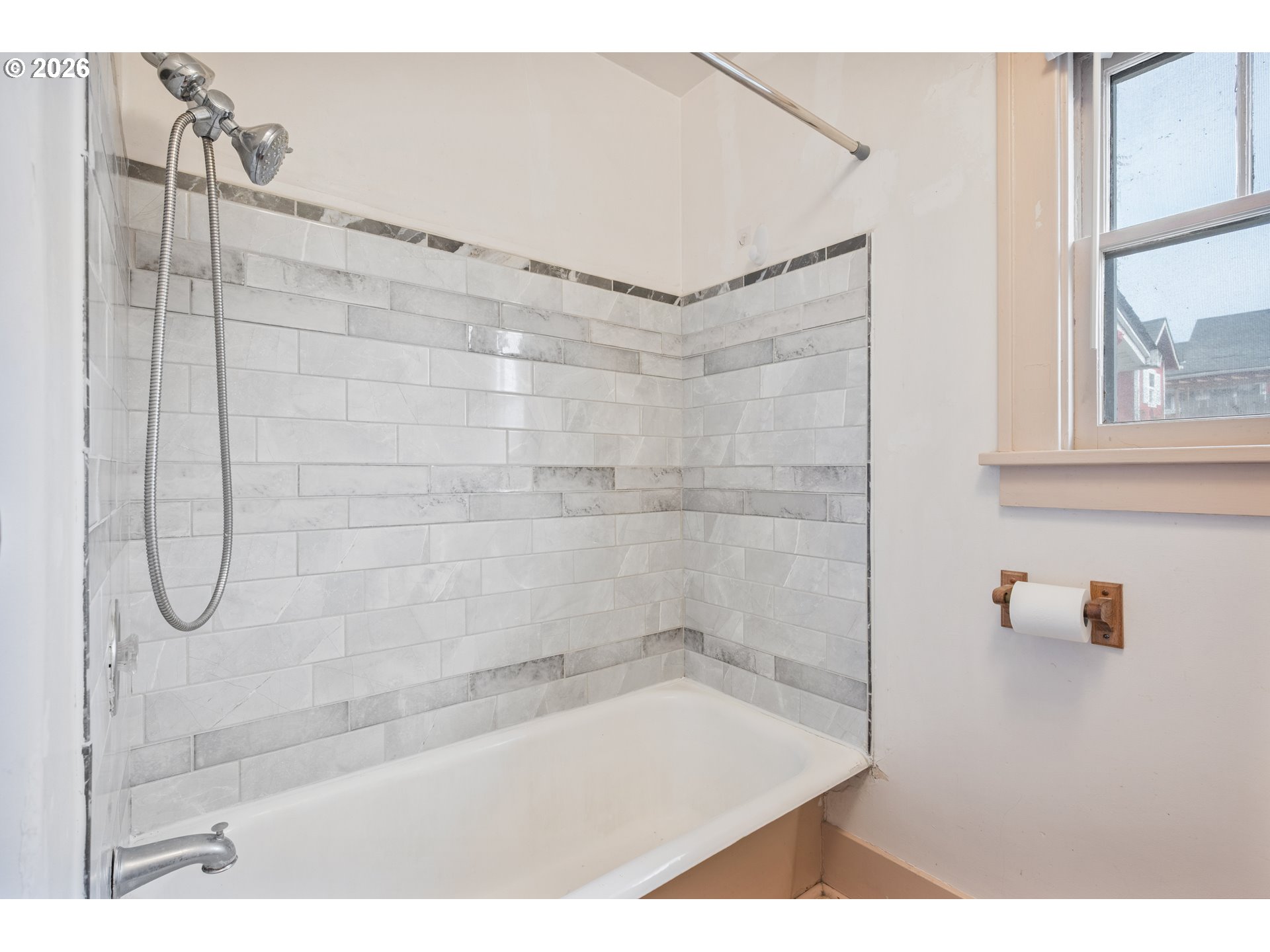 707 Ayers St Property Photo 13