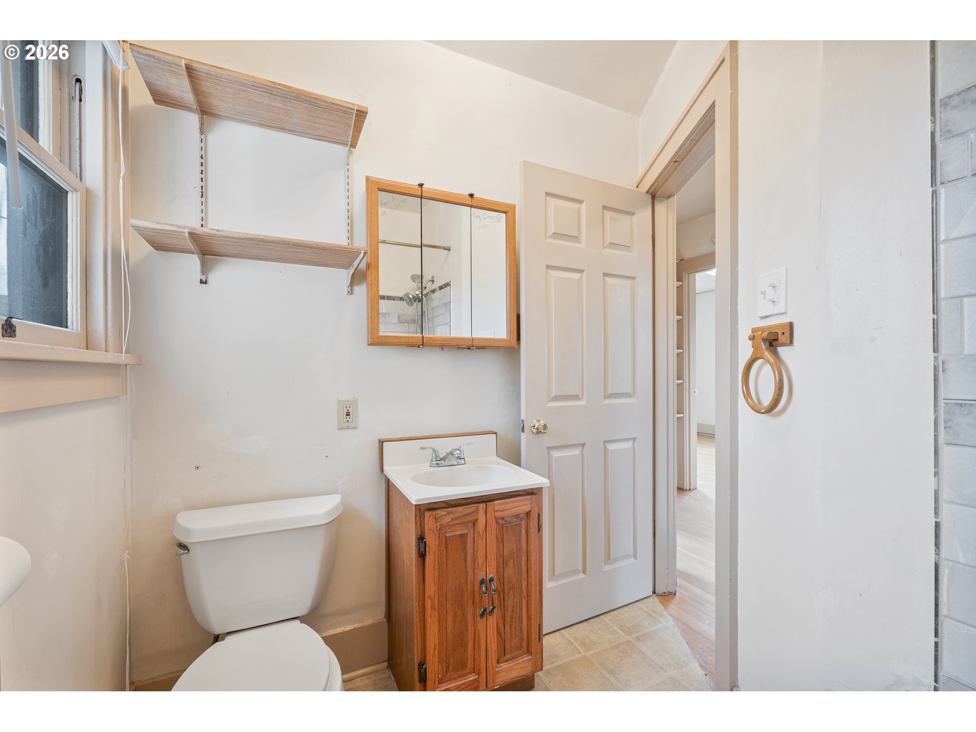 707 Ayers St Property Photo 14