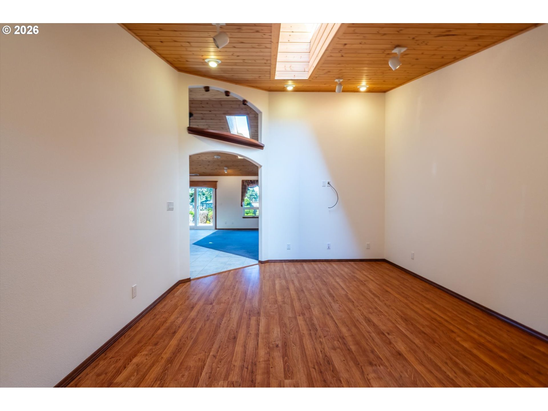 277 10th St Se Property Photo 12