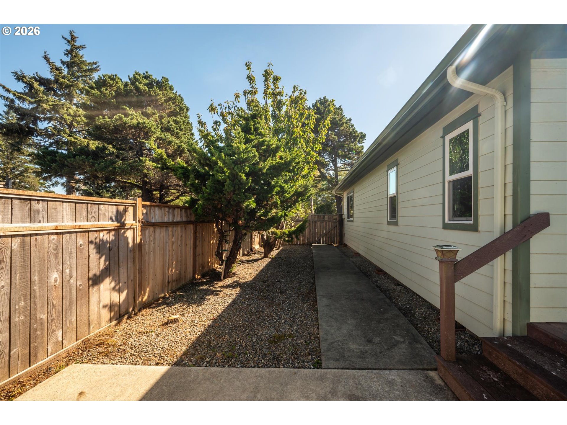 277 10th St Se Property Photo 43