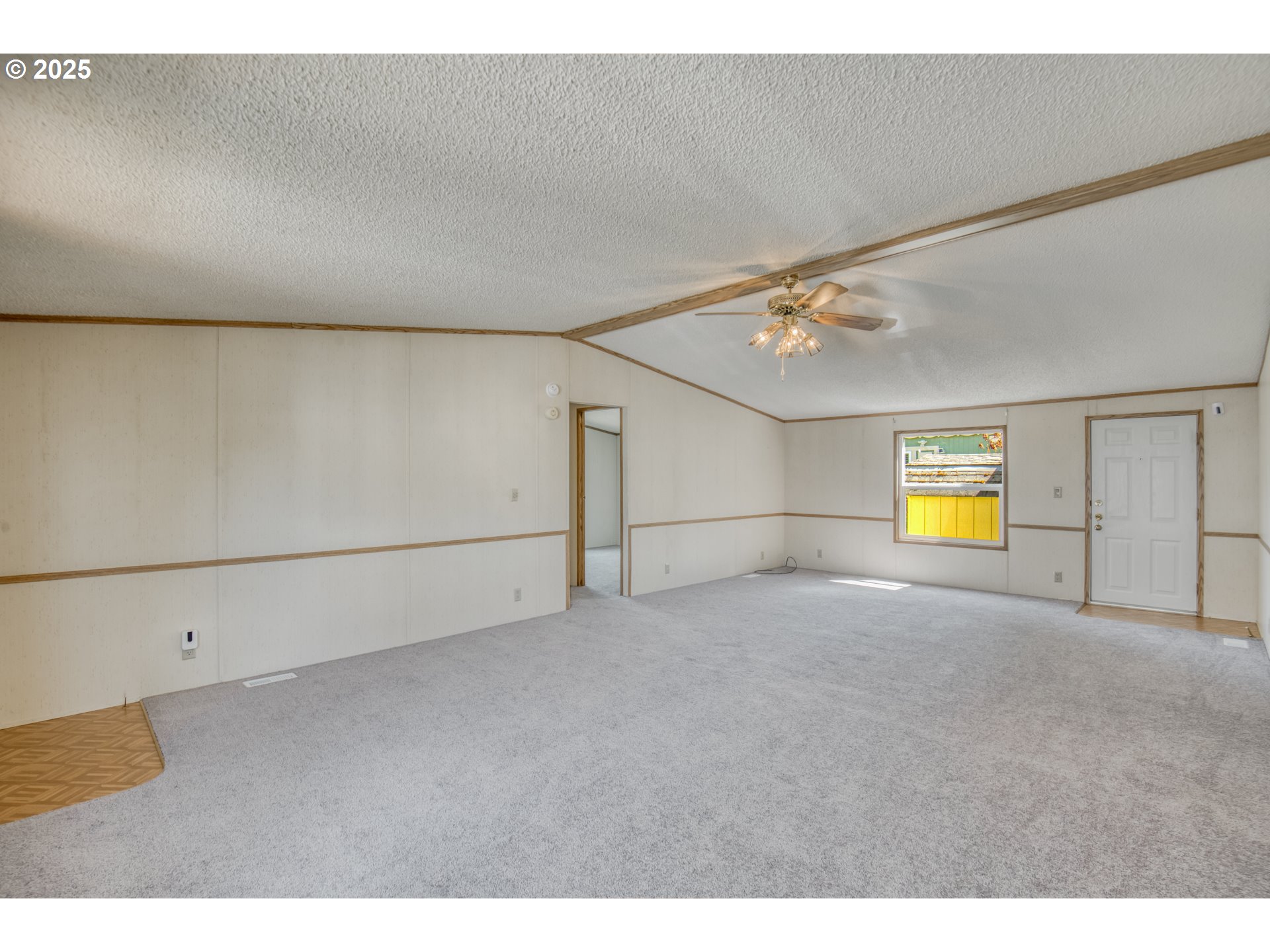 18485 Sw Pacific 83 Property Photo 5