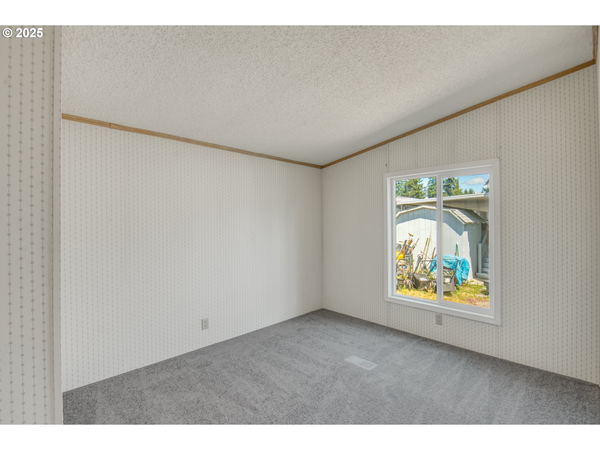 18485 Sw Pacific 83 Property Photo 13