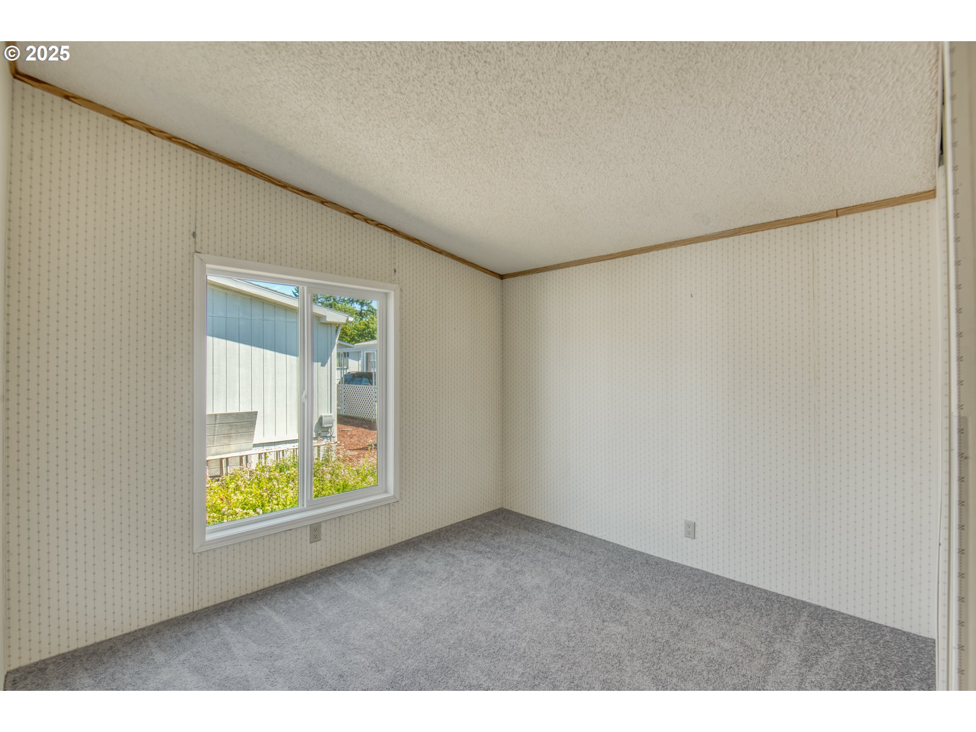 18485 Sw Pacific 83 Property Photo 15