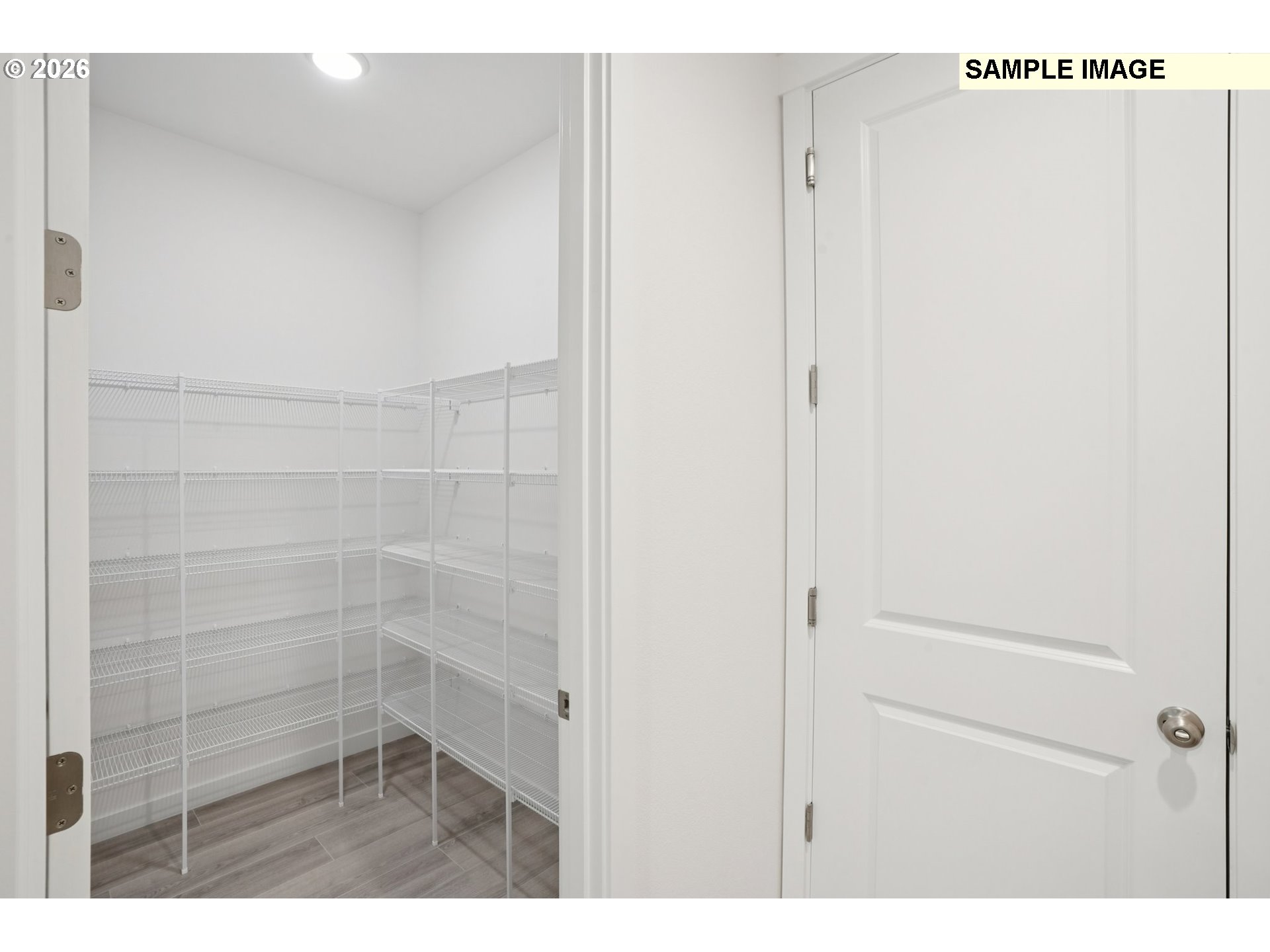 1235 W Sparrow Ave Property Photo 17