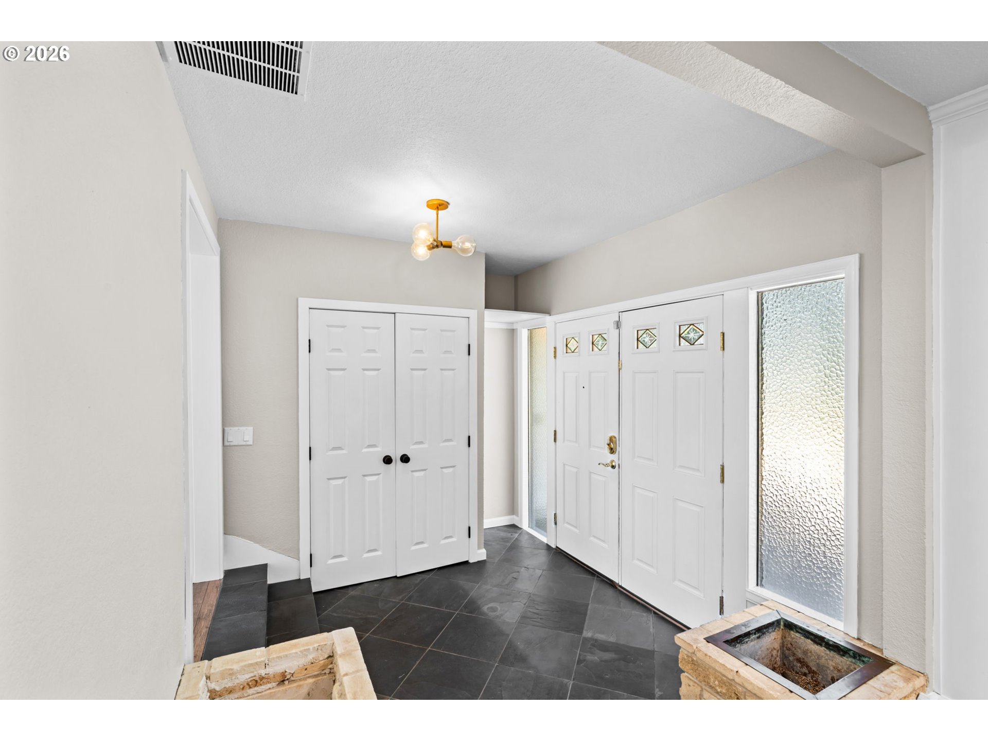 3187 Alyndale Dr Property Photo 5