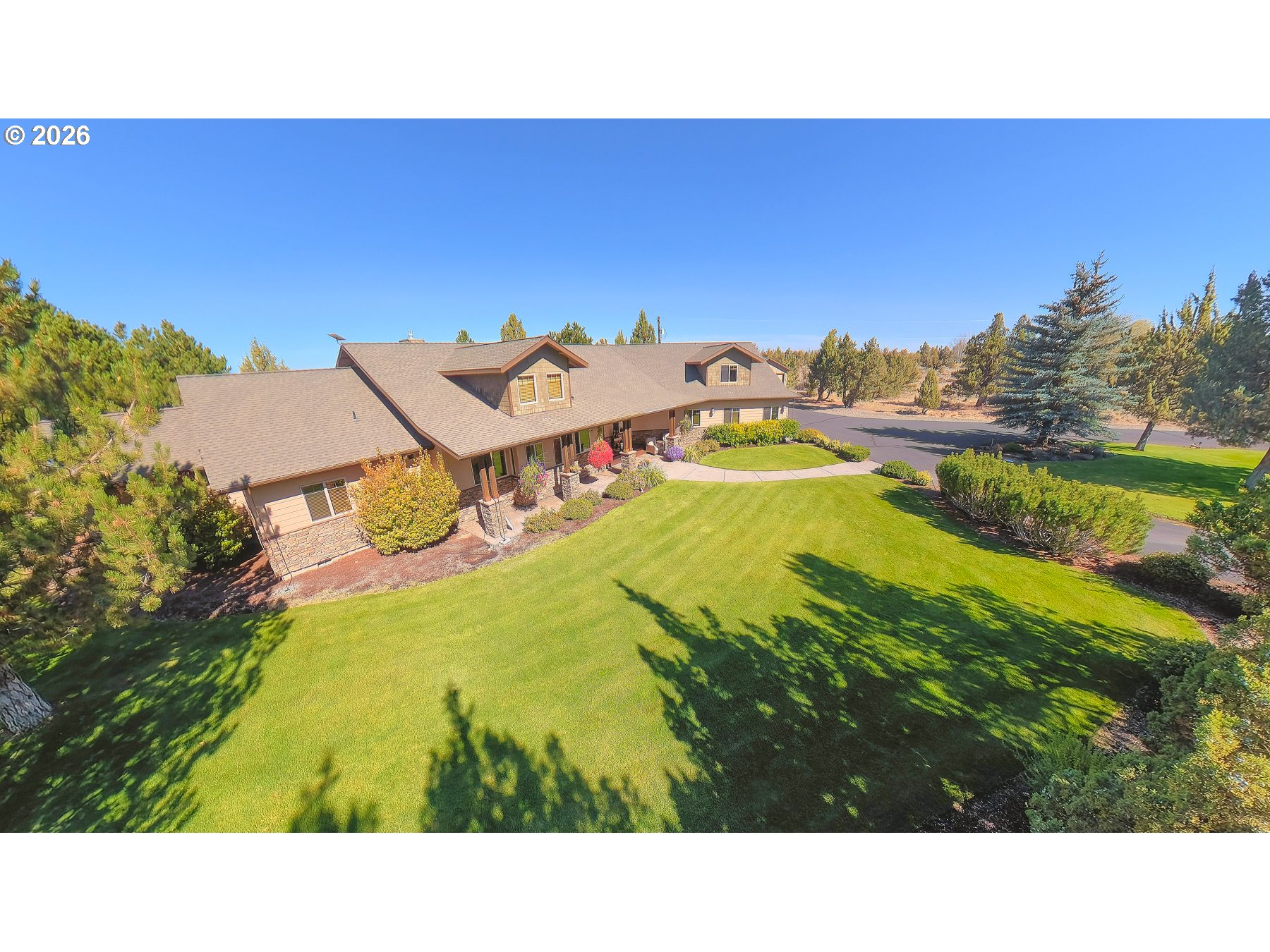 18853 Sw Sisters Pl Property Photo 2