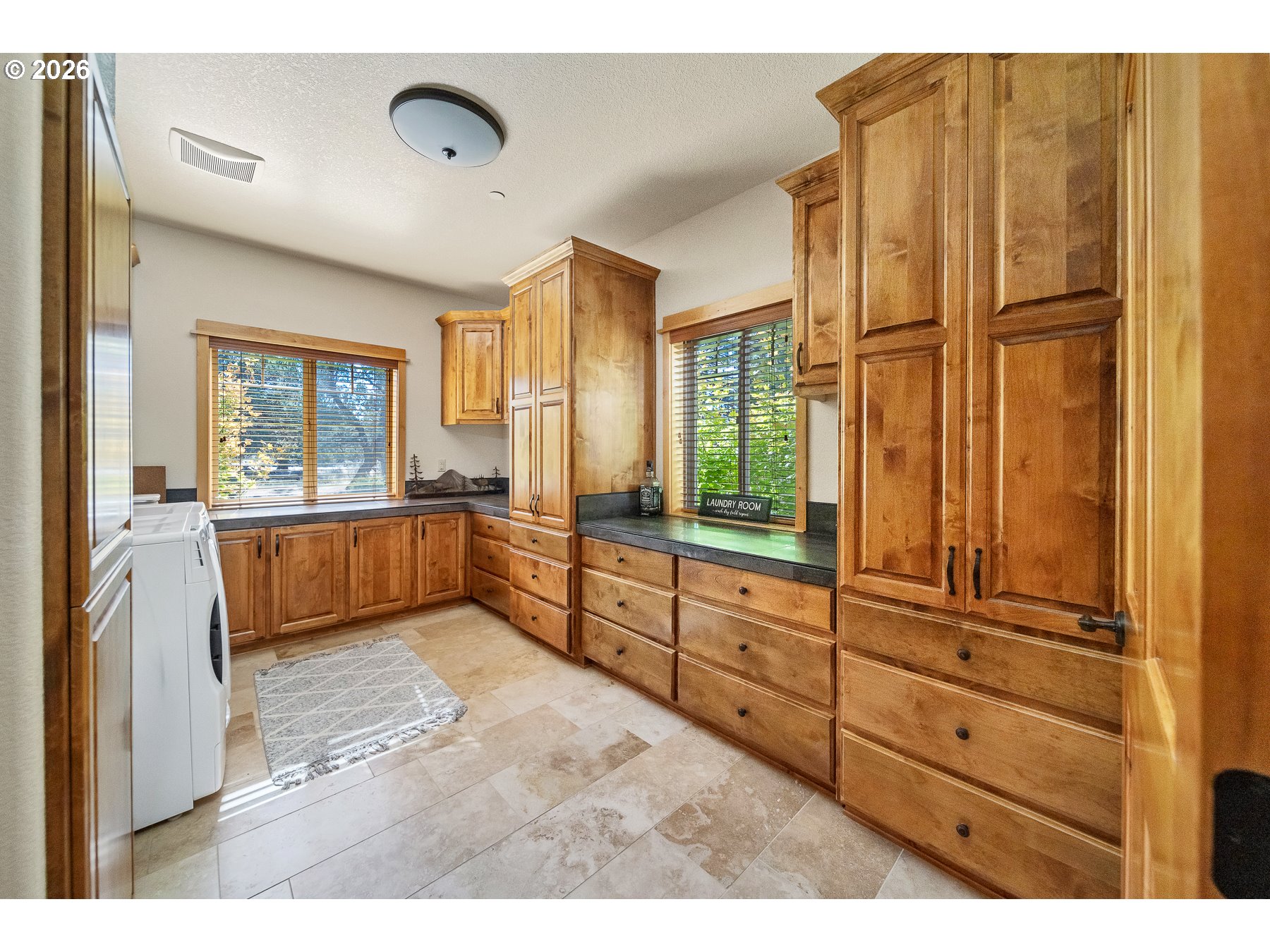 18853 Sw Sisters Pl Property Photo 32