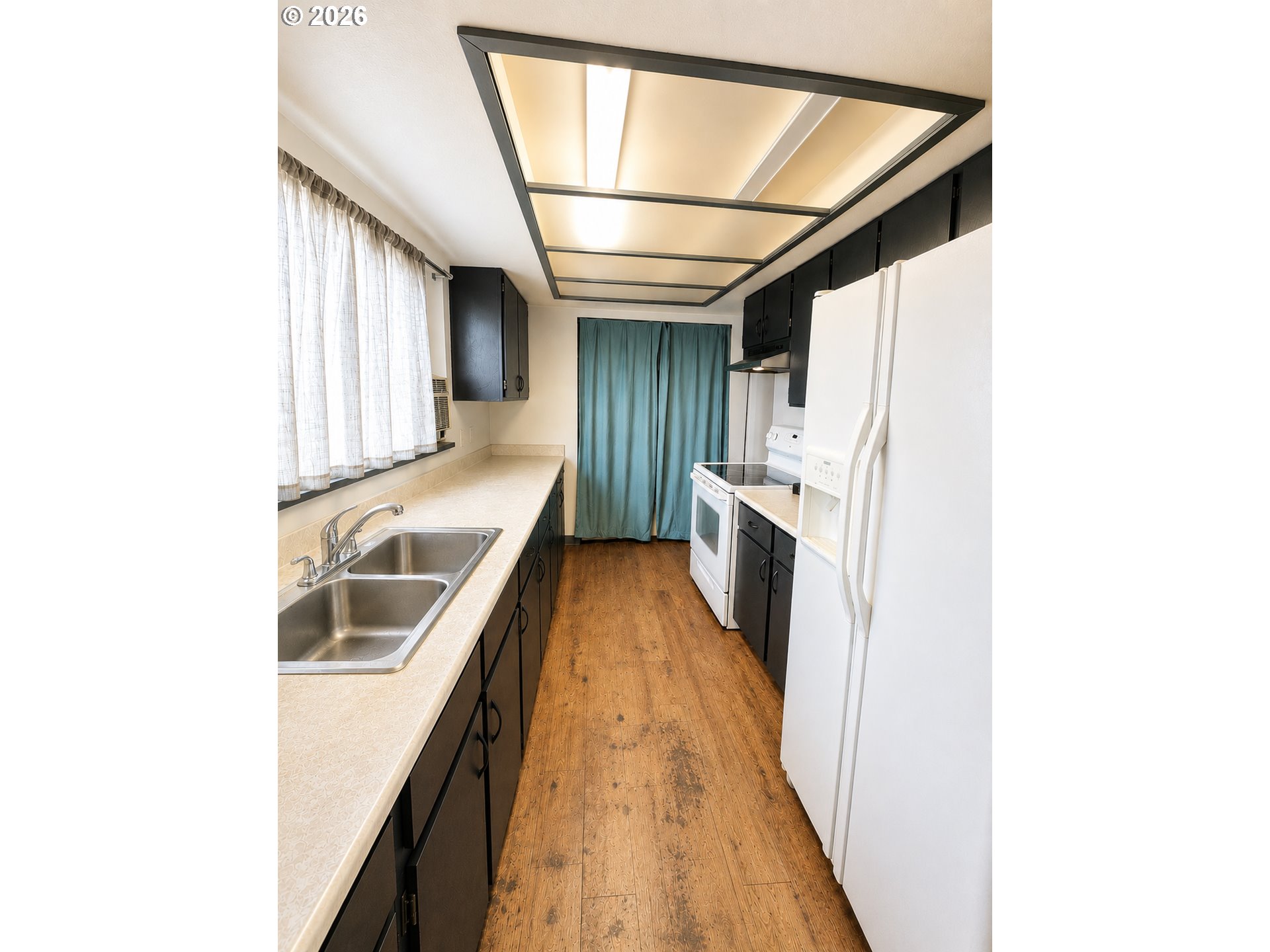 3105 E St Property Photo 8