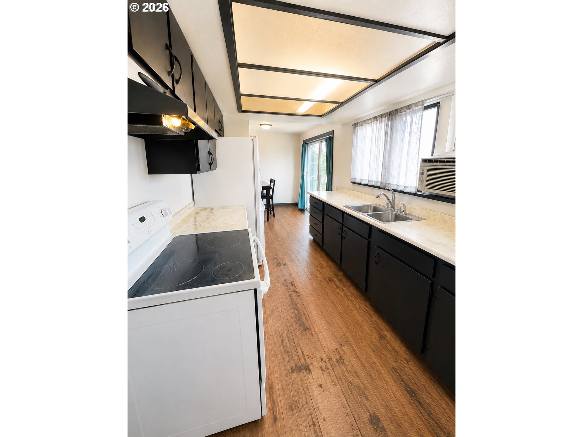 3105 E St Property Photo 9