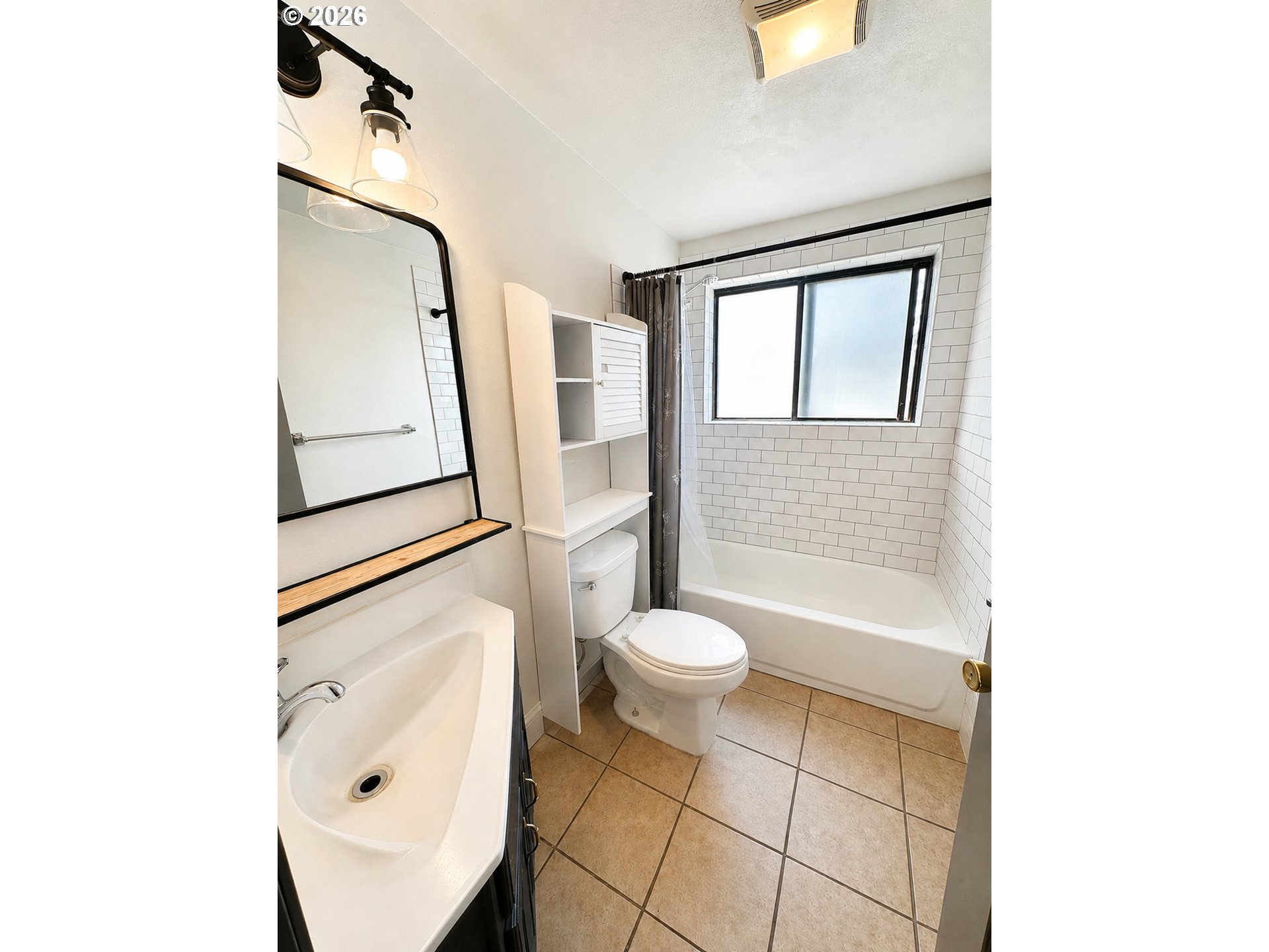 3105 E St Property Photo 10