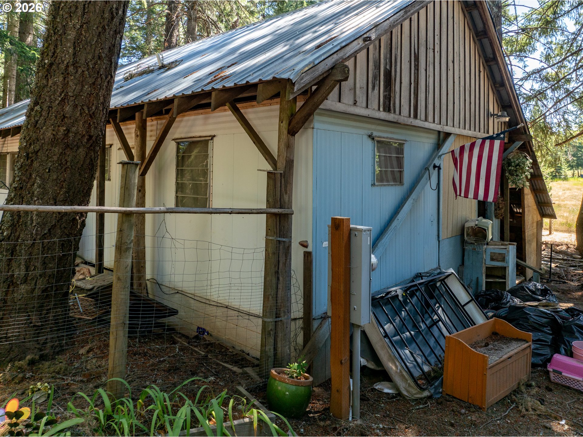 1251 Canyon Rd Property Photo 8
