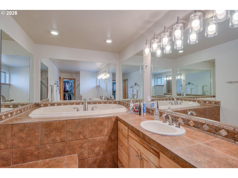 17879 Kodiak Ln Property Photo 22