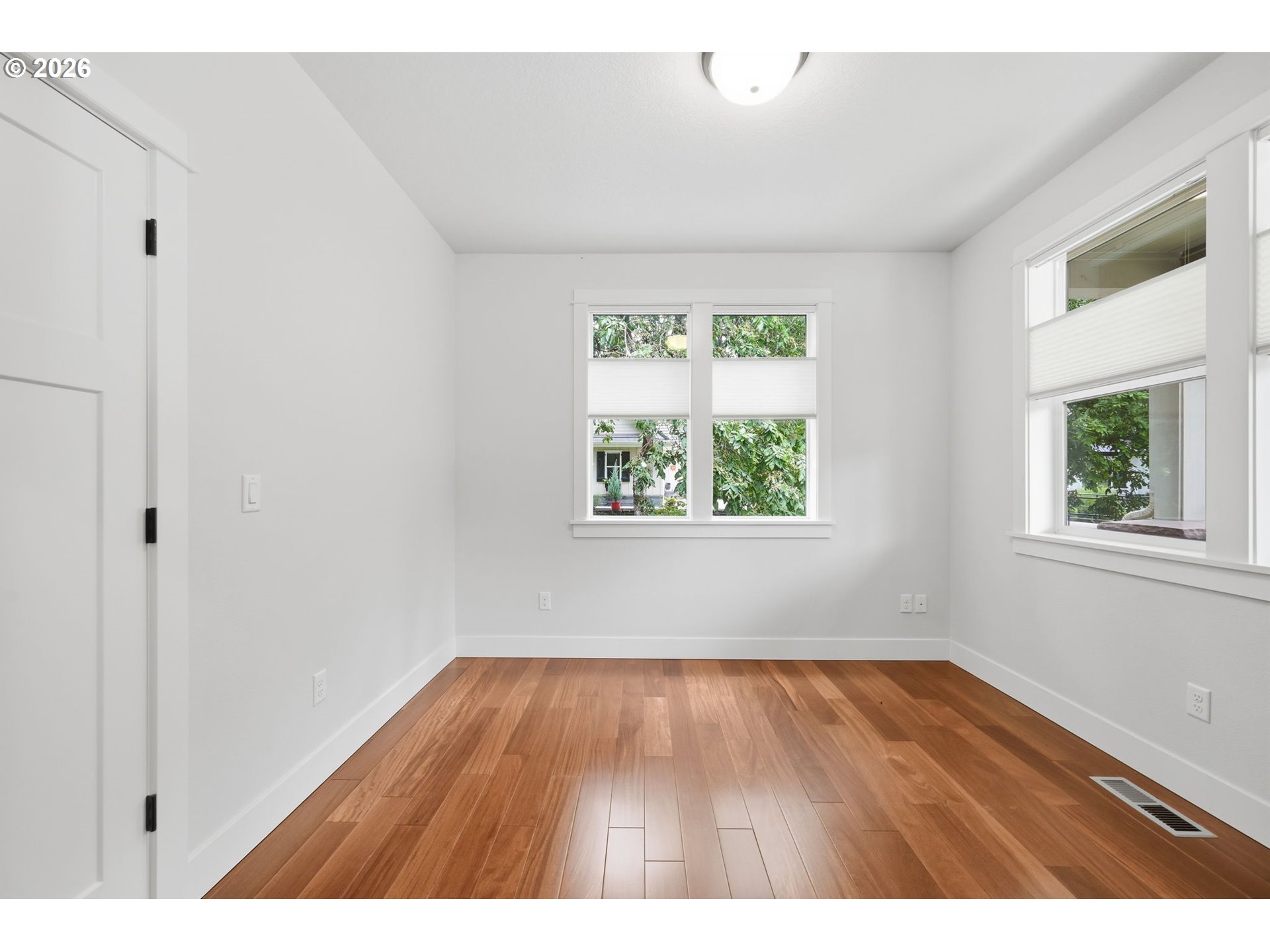 1930 Sterling Park Pl Property Photo 9