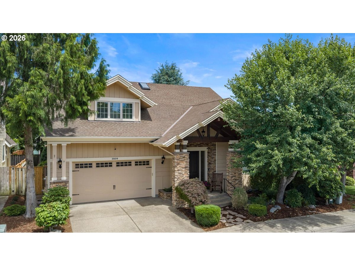 3034 N Holladay Dr Property Photo 1
